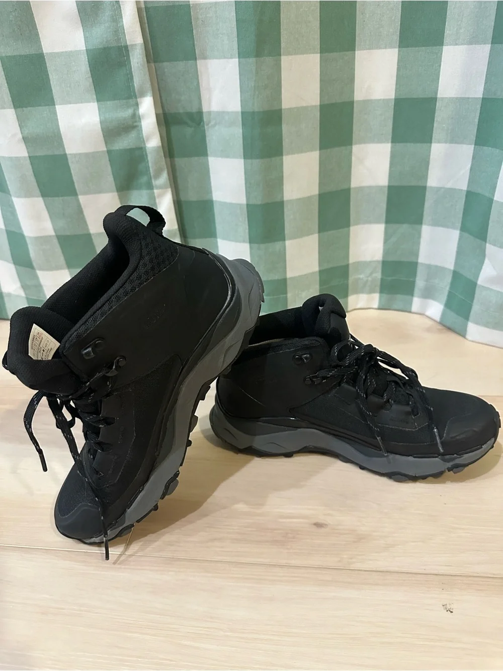 The North Face Vectiv Exploris Mid Futurelight Hiking Boots - Black - Size 7
